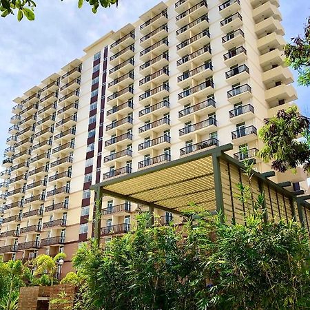 Condo W/ Balcony Near Mactan International Airport Lapu-Lapu City Exteriér fotografie